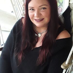 Meet your Posher, Julie-anne